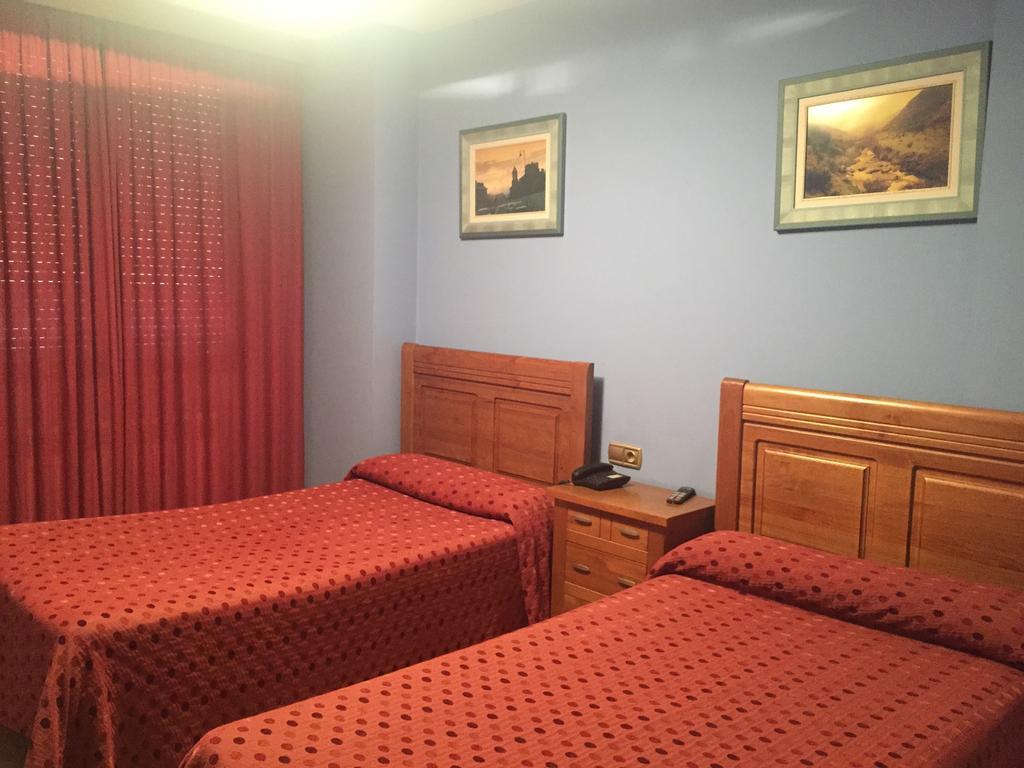 El Ancla Hotel Ponferrada Cameră foto