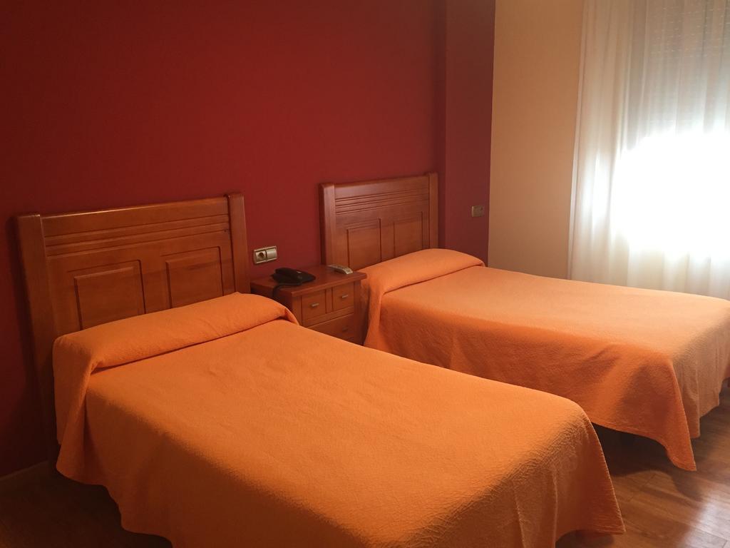 El Ancla Hotel Ponferrada Cameră foto